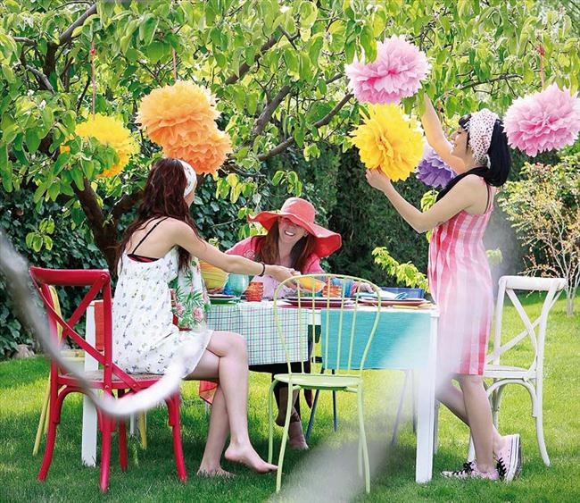  DIY  garden  decorations  Colourful ideas  with flowers and 